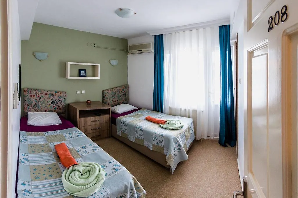 Colophon Hotel 古穆杜尔